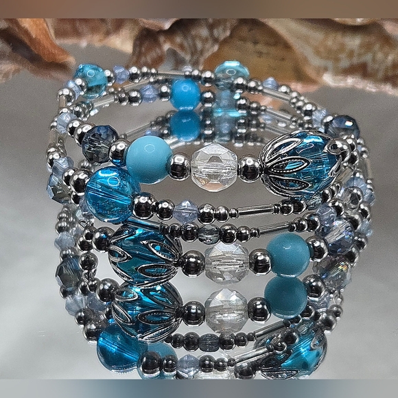 Hand Crafred Stainless Steel Light  Blue Beaded Bracelet - Picture 2 of 8